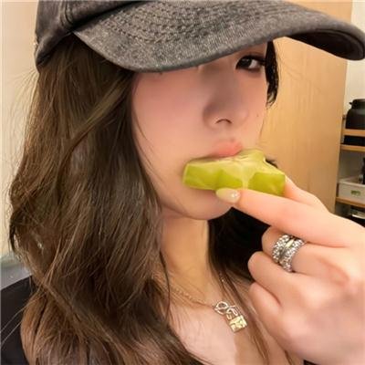 情挑玉女心